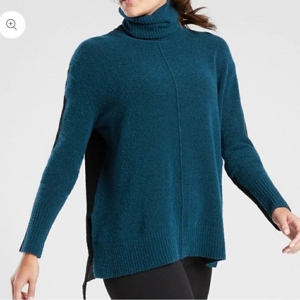 Athleta Transit Colorblock Turtleneck Sweater Size XS